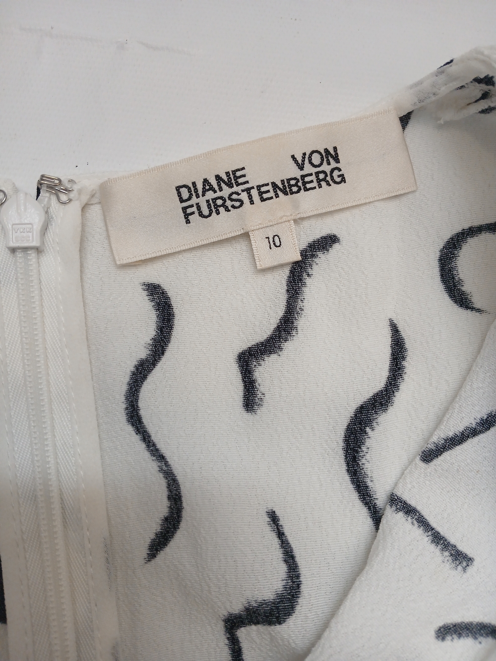 Diane Von Furstenberg White Midi  Dress with Black Abstract Print - Picture 6 of 8